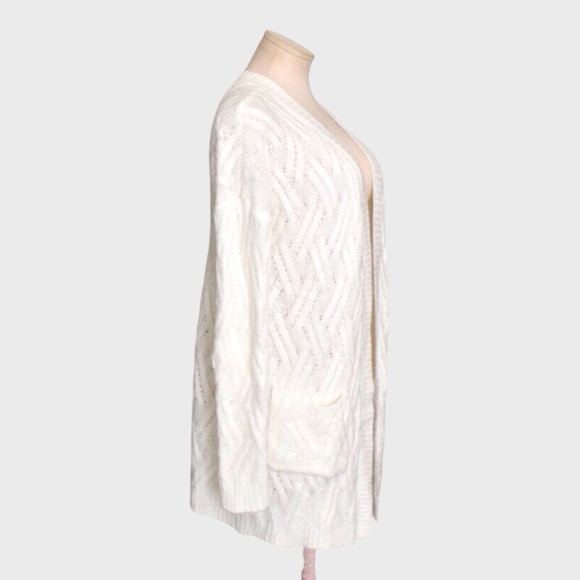 EINII Chunky Cable Knit Cardigan - Picture 2 of 6